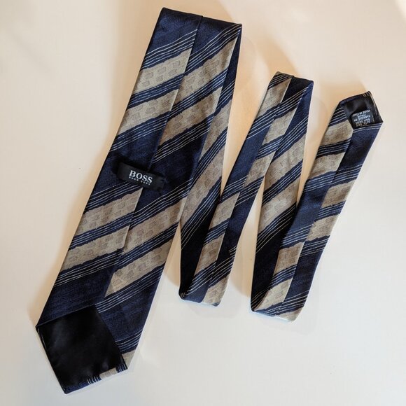 Hugo Boss Striped Blue and Beige Print Silk Tie - Made in Italy - Picture 1 of 7